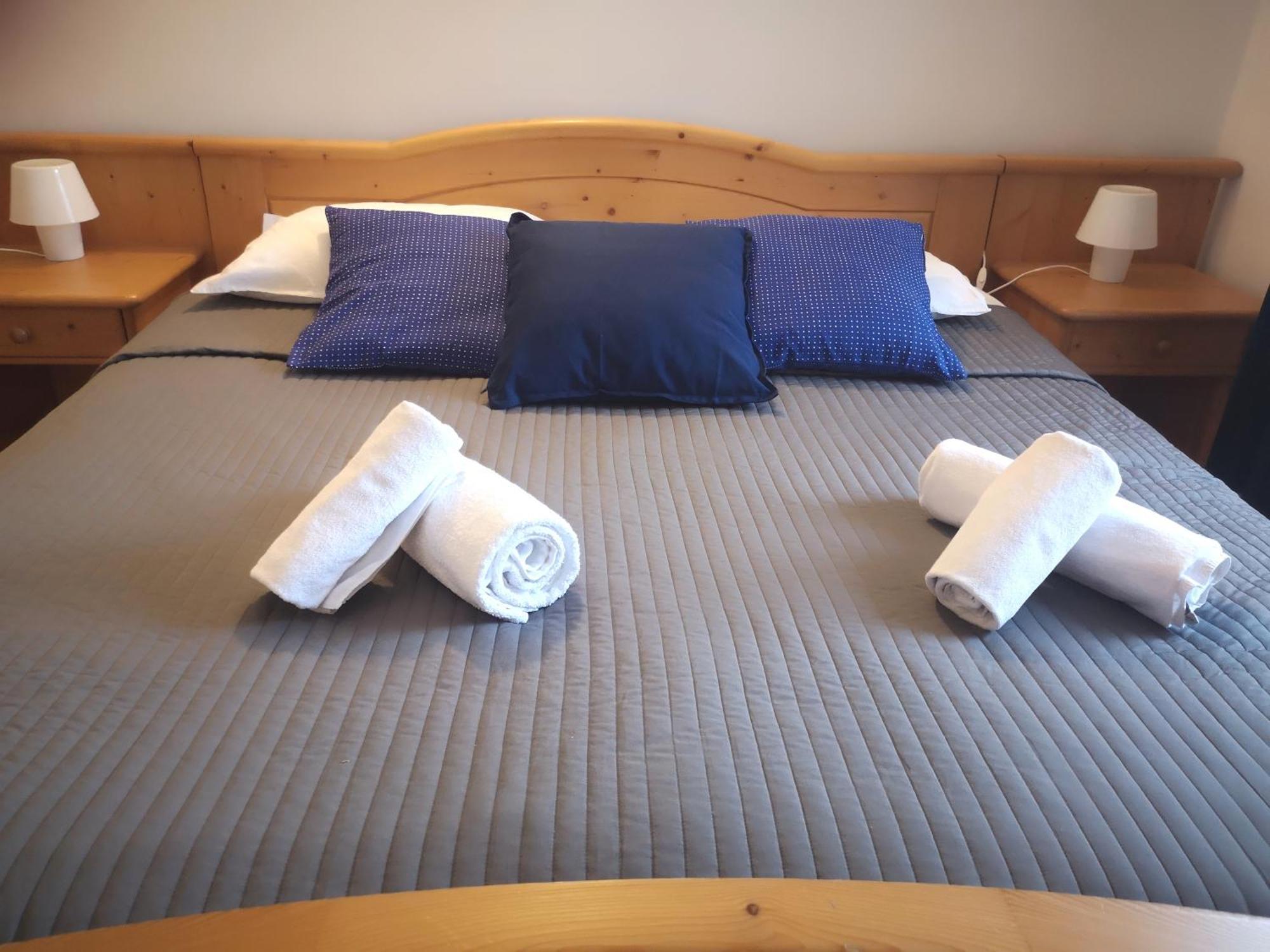 Guest House Kolarin Slano Quarto foto